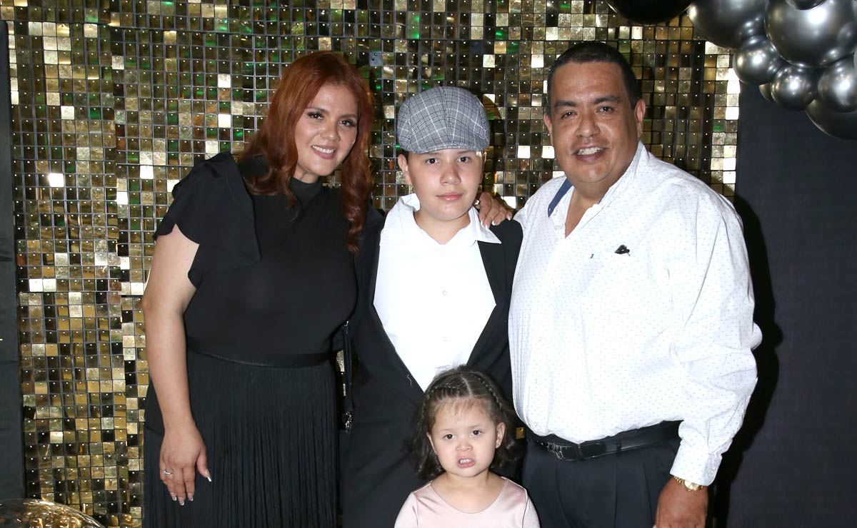 Zuria, Salvador, Leonor y Salvador