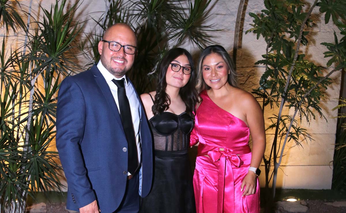 Alejandro, Ana Sofía y Cristina