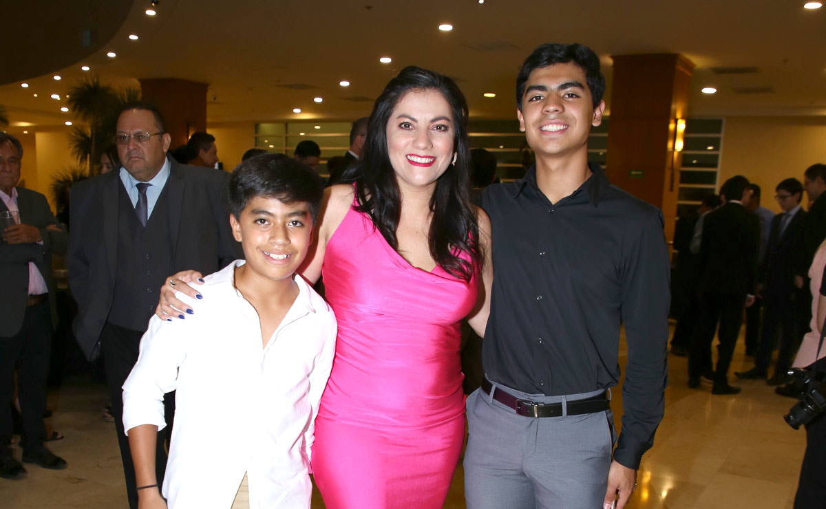 Diego, Brenda y Santiago