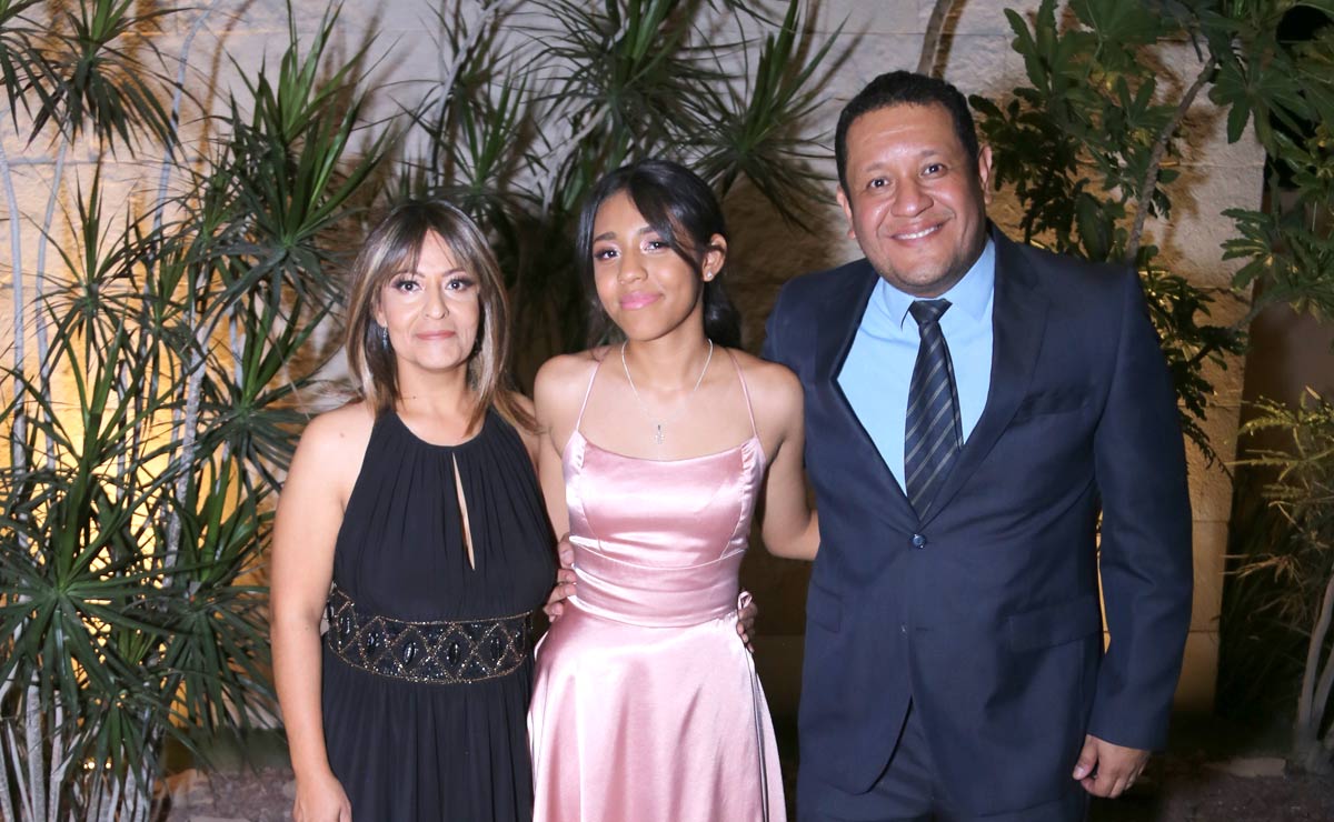 Gisela, Renata y Alejandro
