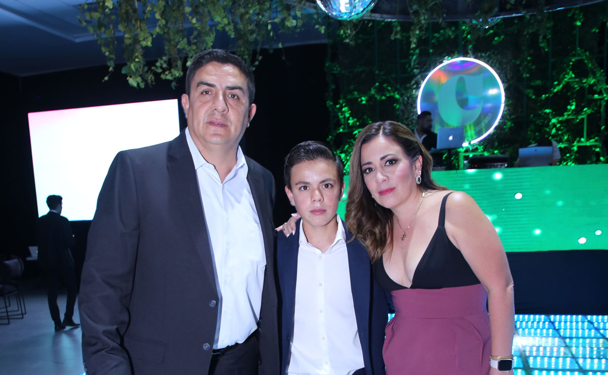 José, Fernando y Fernanda