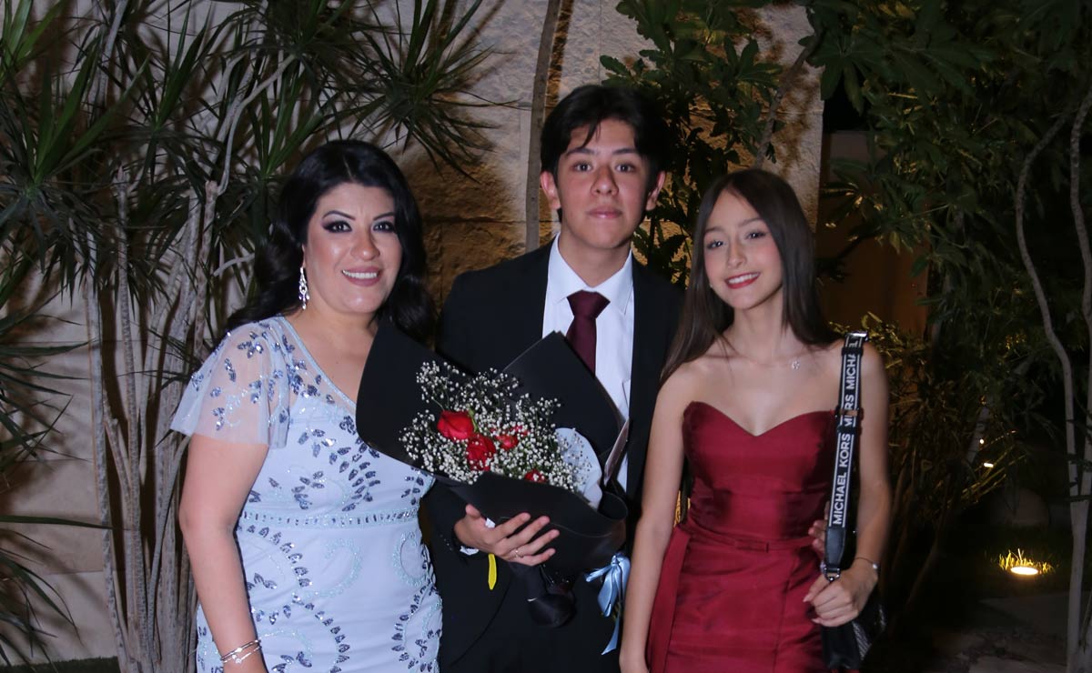 Karina, Ernesto y Angie