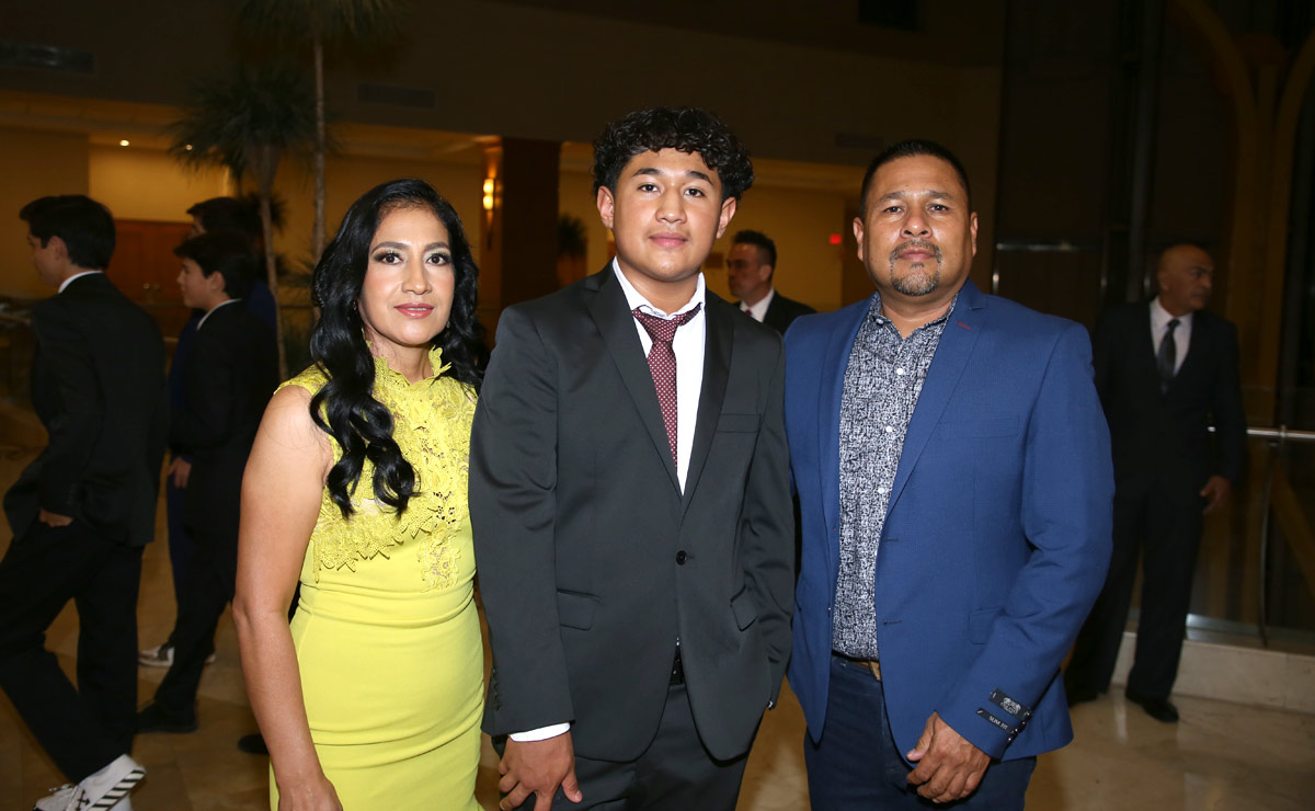 María de Jesús, Abdiel y Emeterio