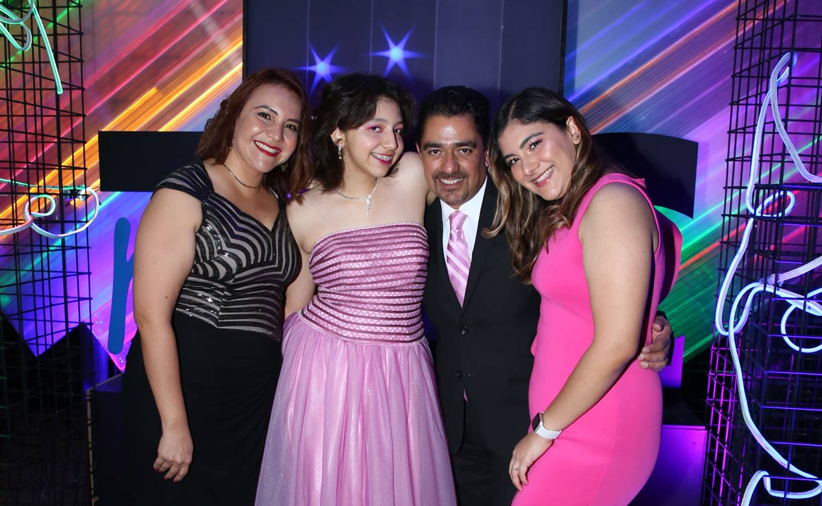 Mildred, Renata, Ramón y Ana Paula
