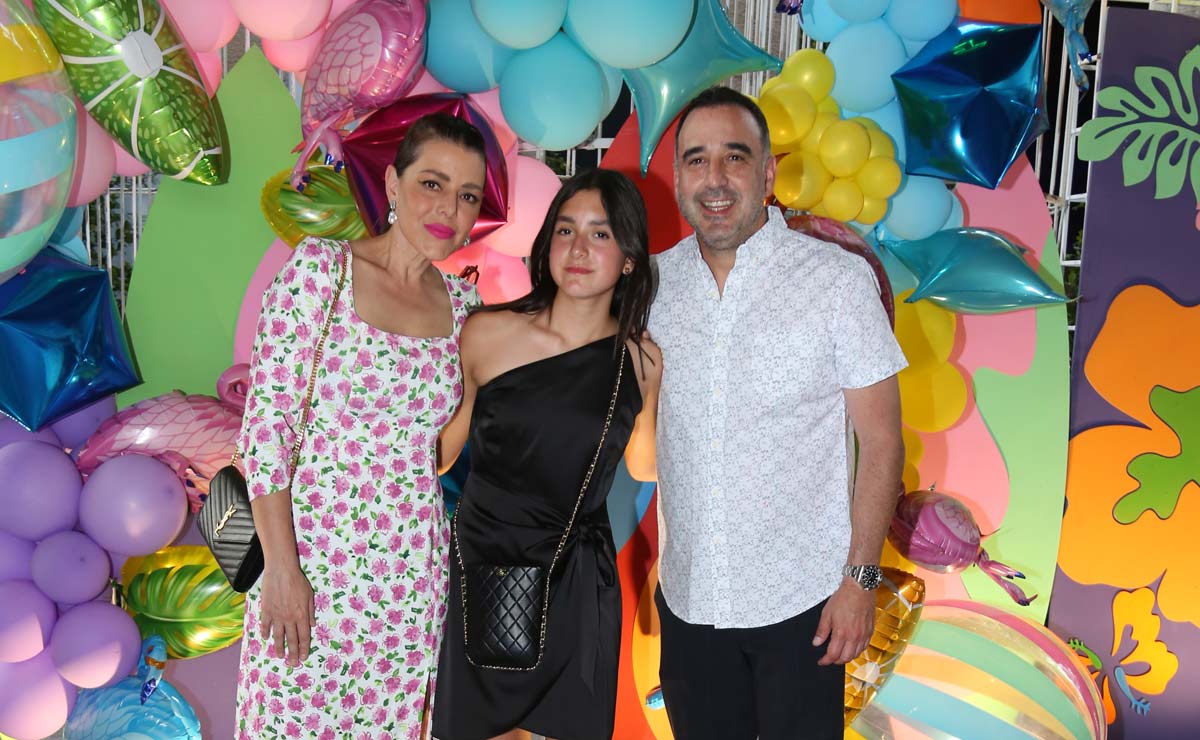 Nidia, Romina y Alejandro