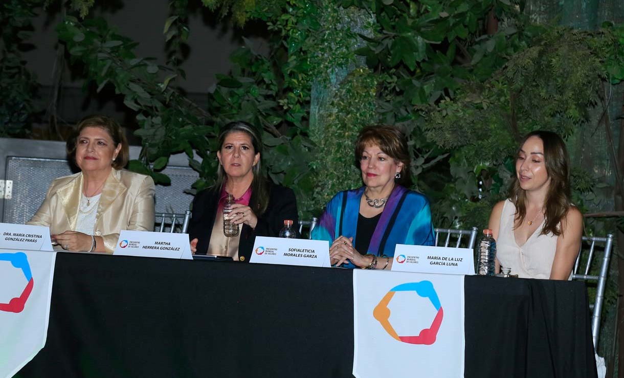 Brindis Presentación Encuentro Mundial de Valores