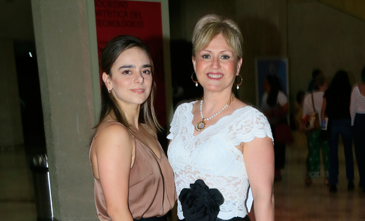 Carla Eugenia y Anel García