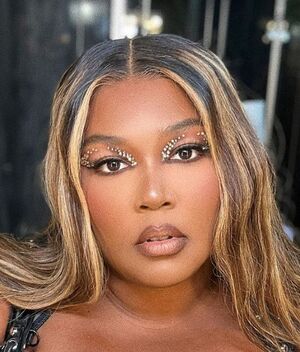 Lizzo es expuesta y demandada por presunto abuso a bailarinas (Instagram)