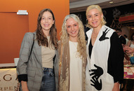 01 Nicole Pourroy, Ana Lambarri y Michelle Pourroy