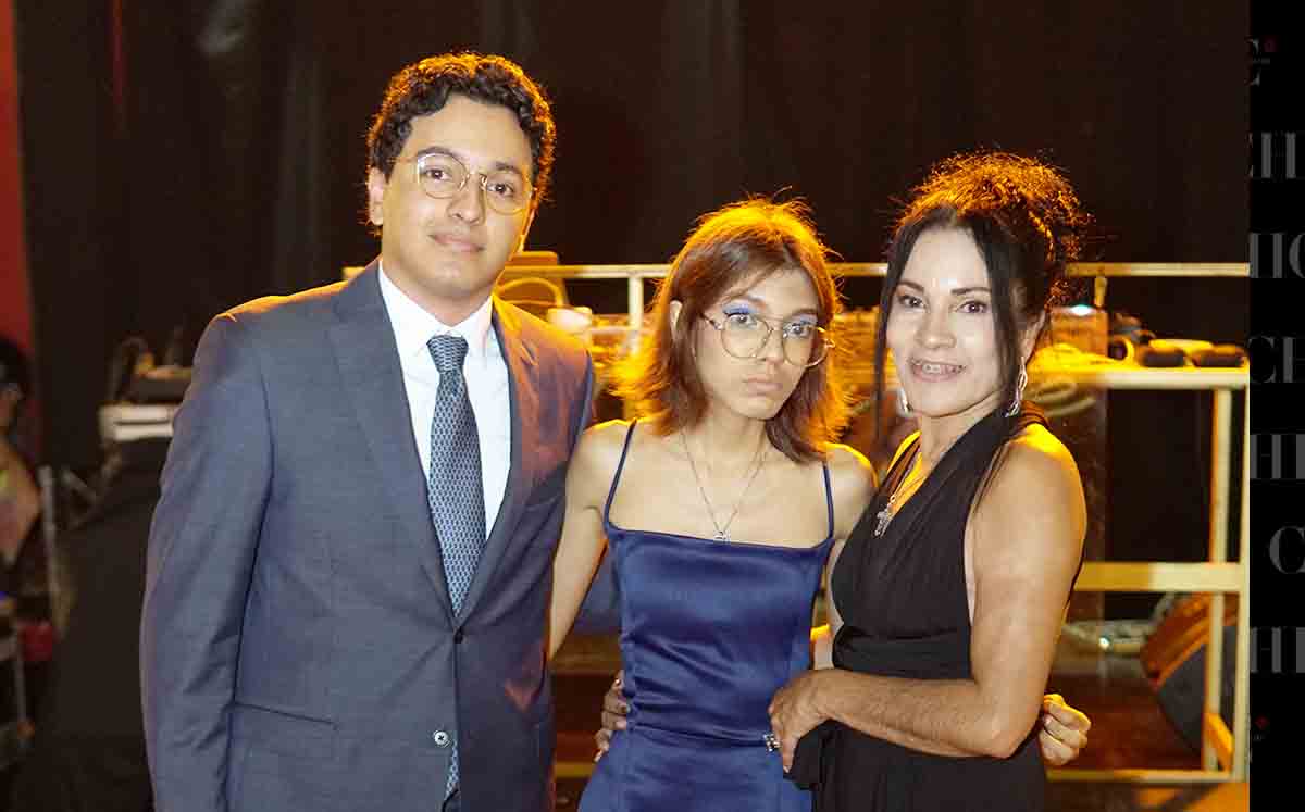 ASISTENTES AL EVENTO