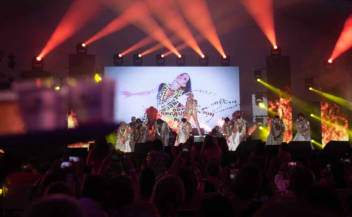 El Hotel Vidanta de Acapulco fue el escenario perfecto para la presentación de Yuri con toda su gran producción