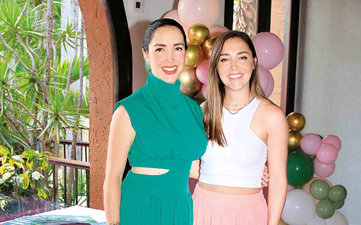 FERNANDA BERLANGA Y PAMELA BERLANGA disfrutando del baby shower de Miranda