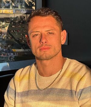 Chicharito Hernández cambia de look por enfermedad; ¿qué tiene? (Instagram)
