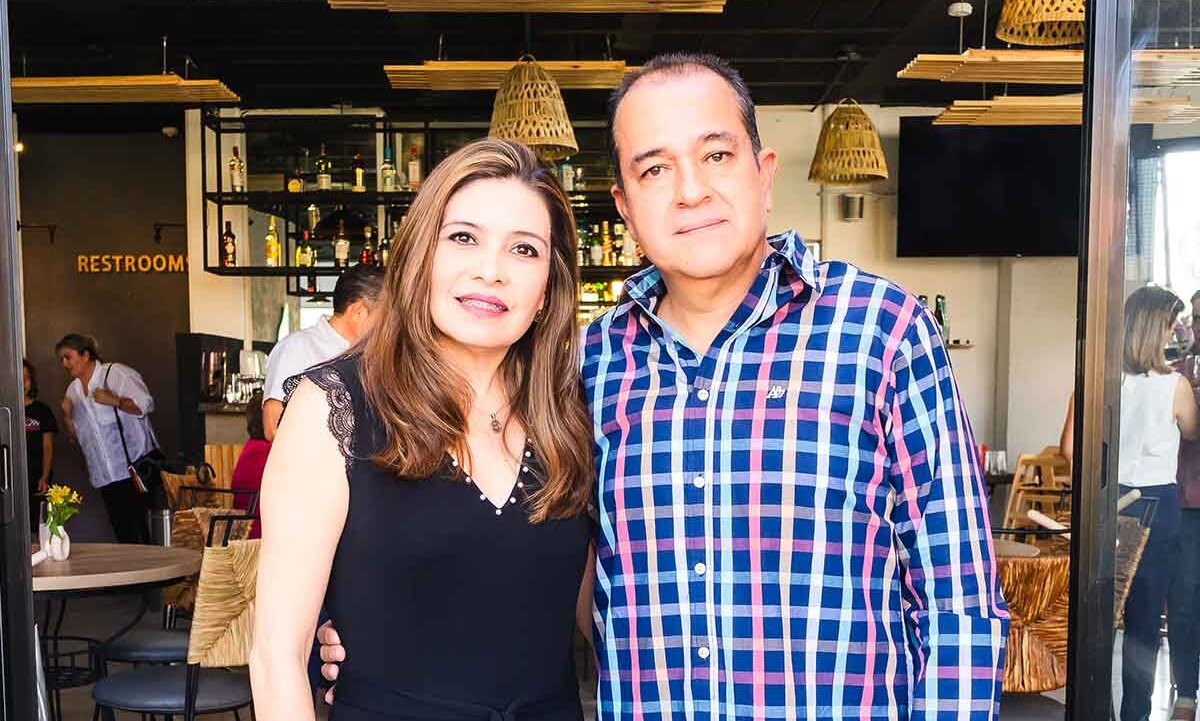Luz María Solorzano y Pablo Montiel