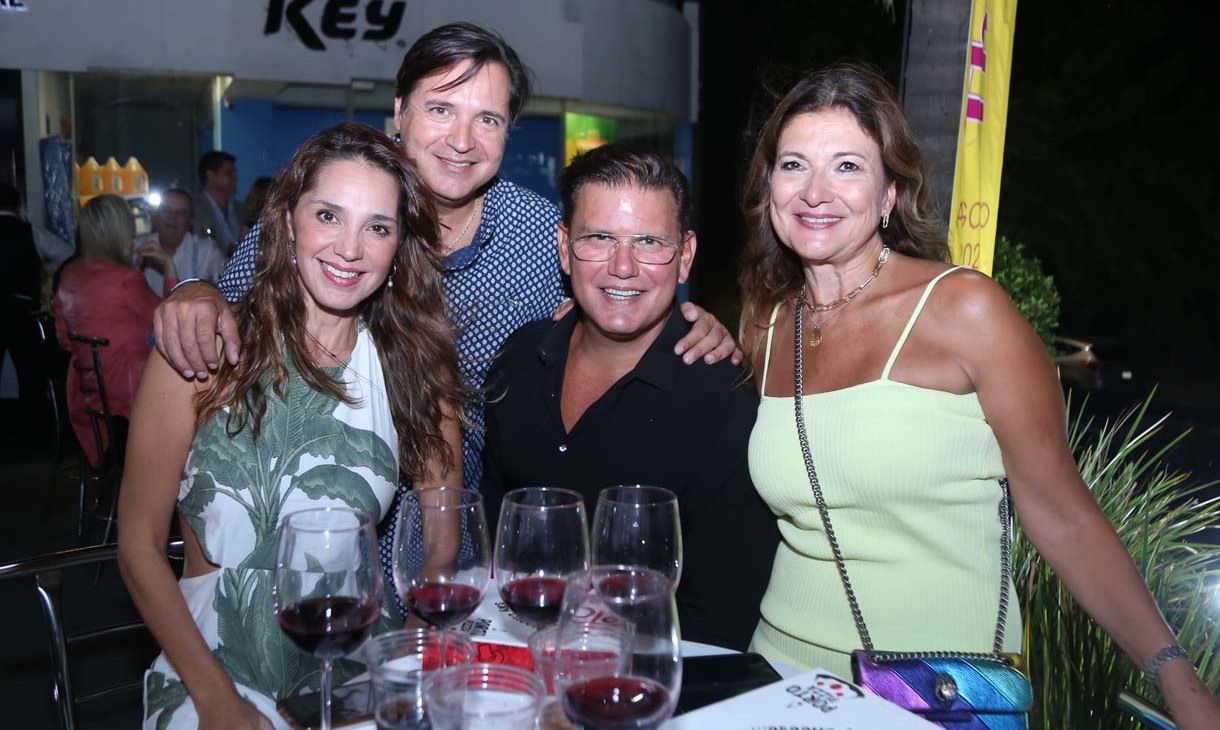 Vero Colsa, Francisco García, Mario Colyer y Sisy Treviño