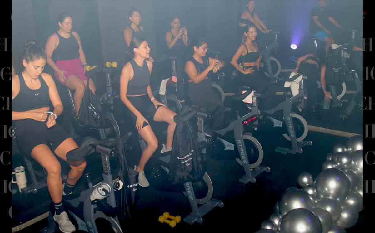 INVITADAS en su clase de spinning