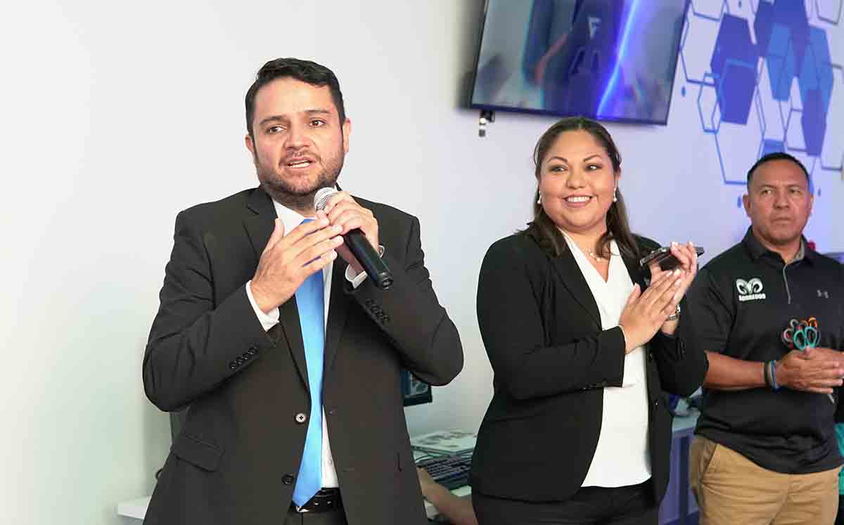 Óscar Flores dio el discurso de inauguración del área de Borregos Gaming
