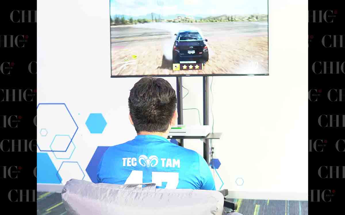 A futuro les gustaría hacer exposiciones de estudiantes  para el publico en general sobre productos gaming.