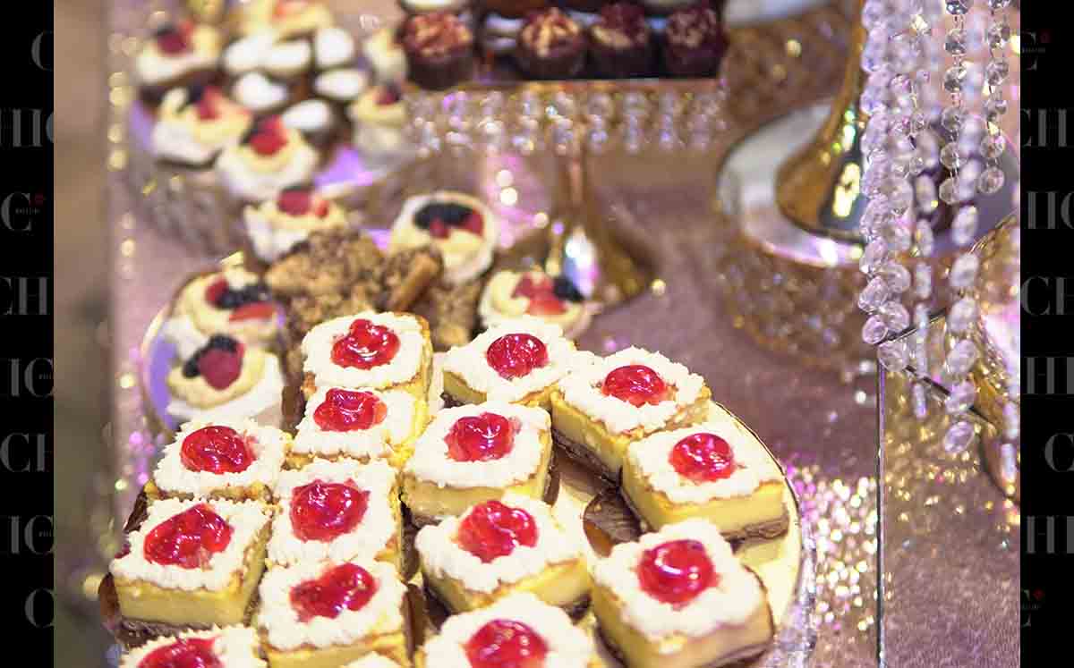 DELICIOSOS POSTRES COMO CUPCAKES Y PASTELITOS