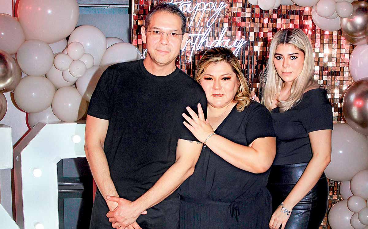 FLORENCIO HERNÁNDEZ, SILVIA SANTAMARÍA Y SILVIA HERNÁNDEZ