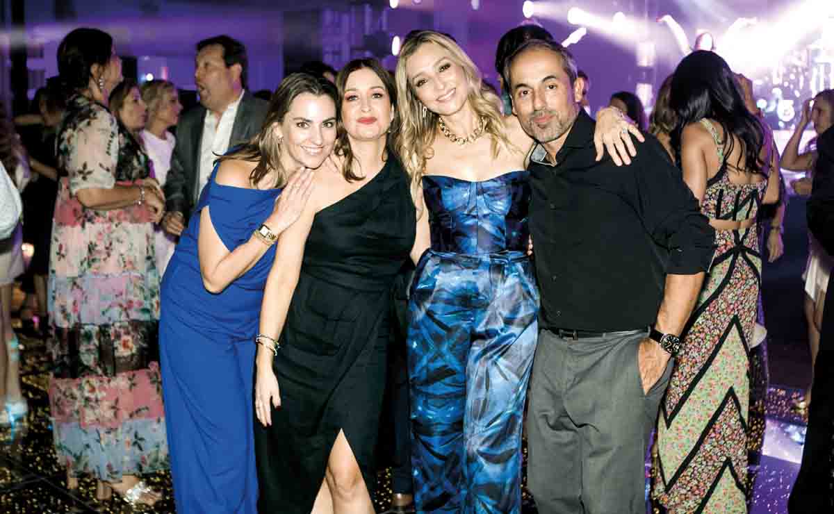 Daniela Pérez de Tachna, Mayte Amarante de Reimers, Verónica Rodríguez de Clariond y Federico Clariond / Fotos: Omar Valdez