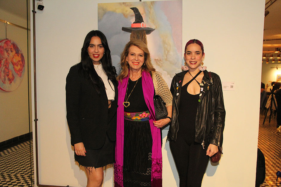 Monserrat Messeguer, Lidia Lavín y Andrea González