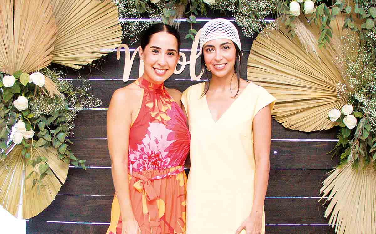 ARUSHKA ESCALANTE Y CAMILA JUÁREZ nos regalaron sus mejores sonrisas en el bautizo de NICOLÁS GARCÍA