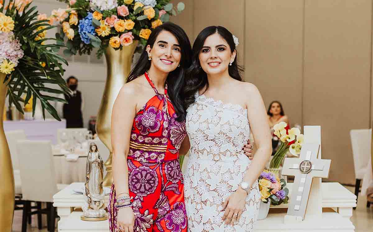 MARIA FERNANDA ACUÑA celebró junto a MARÍA FERNANDA RODRÍGUEZ  de su despedida de soltera