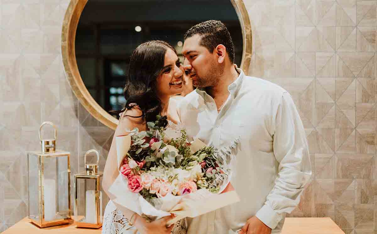 Rafael Flores y Claudia de Uresti le organizaron una agradable despedida de soltera a María Fernanda Rodríguez.