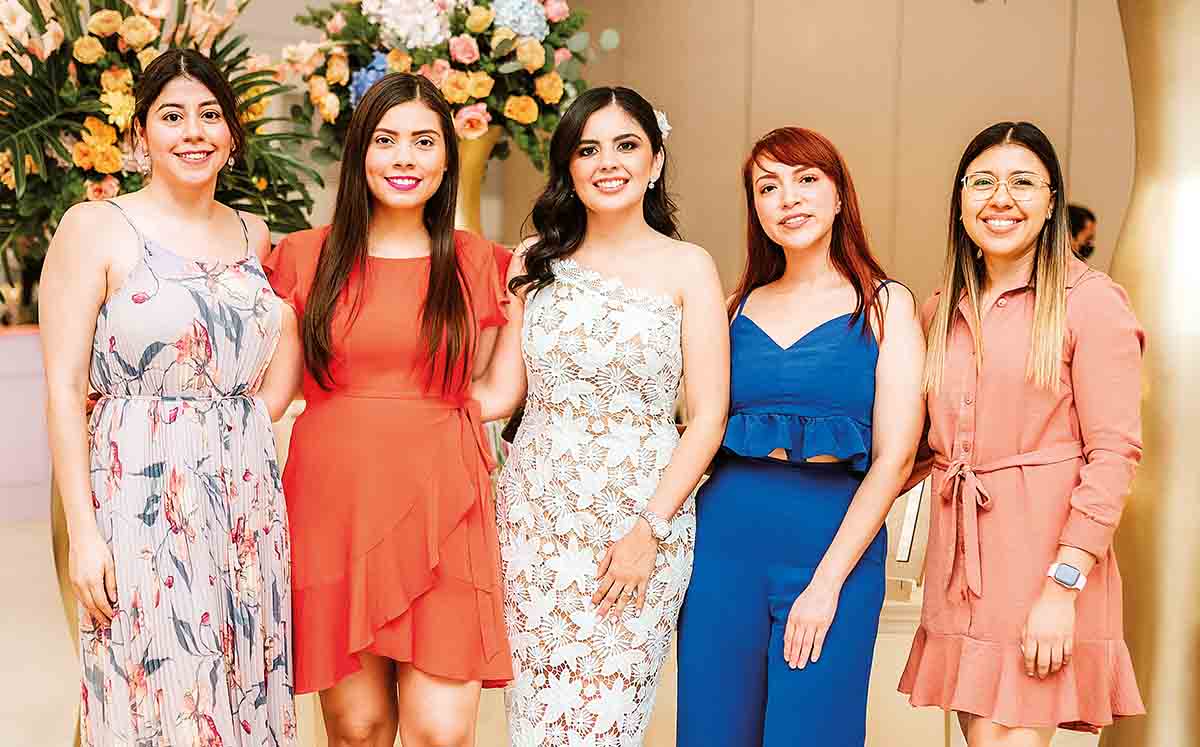 FERNANDA OLVERA, ROCÍO CHÁVEZ Y PAOLA MARTÍNEZ nos regalaron sus mejores sonrisas