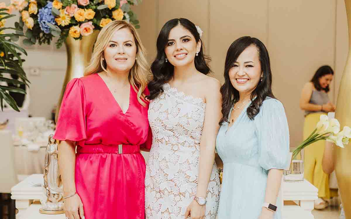 LOURDES NIETO, MARÍA FERNANDA RODRÍGUEZ Y RAFAELA FLORES