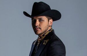 Christian Nodal da la bienvenida a un nuevo integrante de su familia (Foto: Instagram)