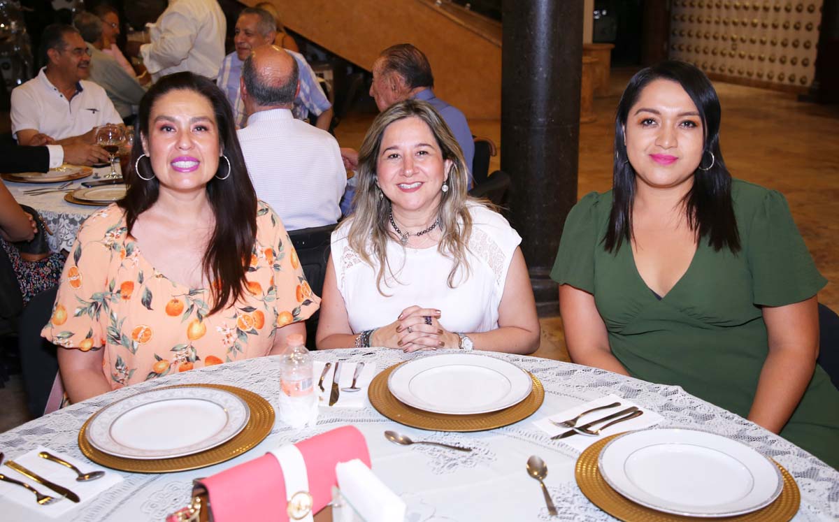 Lorena, Brenda y Brenda