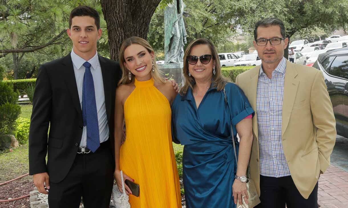 Jorge Rodríguez, Alejandra Sánchez, Blanca de Cantú y Efraín Cantú