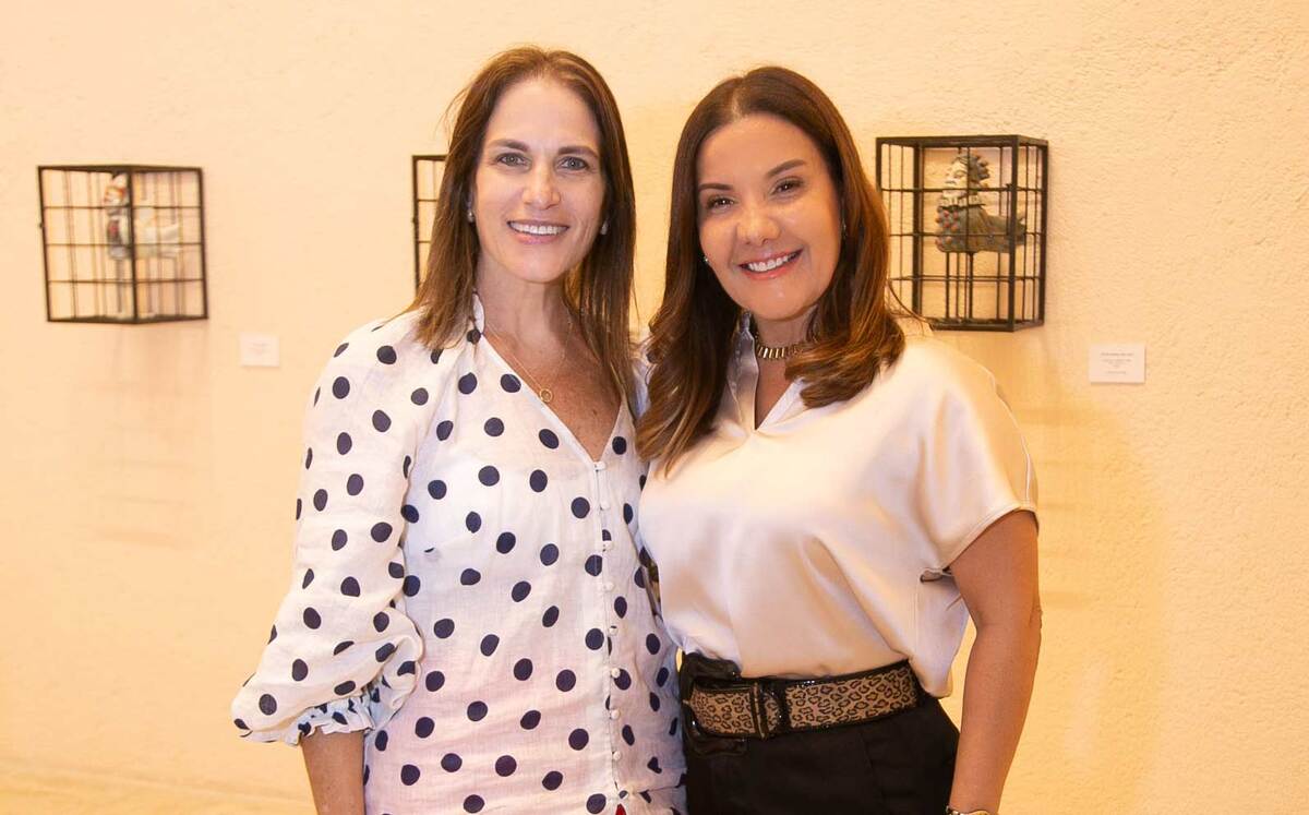 Gina Goldberg y Rosy Saldaña