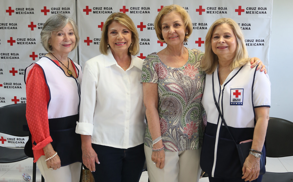Irma Luz de Welsh, Elsa Barrera, Mariela Coindreau y Sandra Leal de Alcorta / Foto: Roberto Alvarado