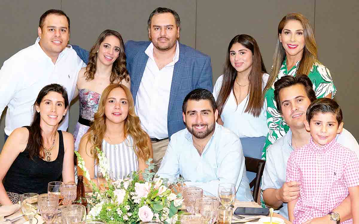 ANDRÉS MELO, CARMEN BEATRÍZ MEZA, MANUEL MELO, EMILIA PÉREZ ALEMÁN, DENIS ALEMÁN, PATRICIA FLORENCIA, MARIELA SALINAS, JOSÉ RUBÉN ORTIZ, MARIO FLORENC