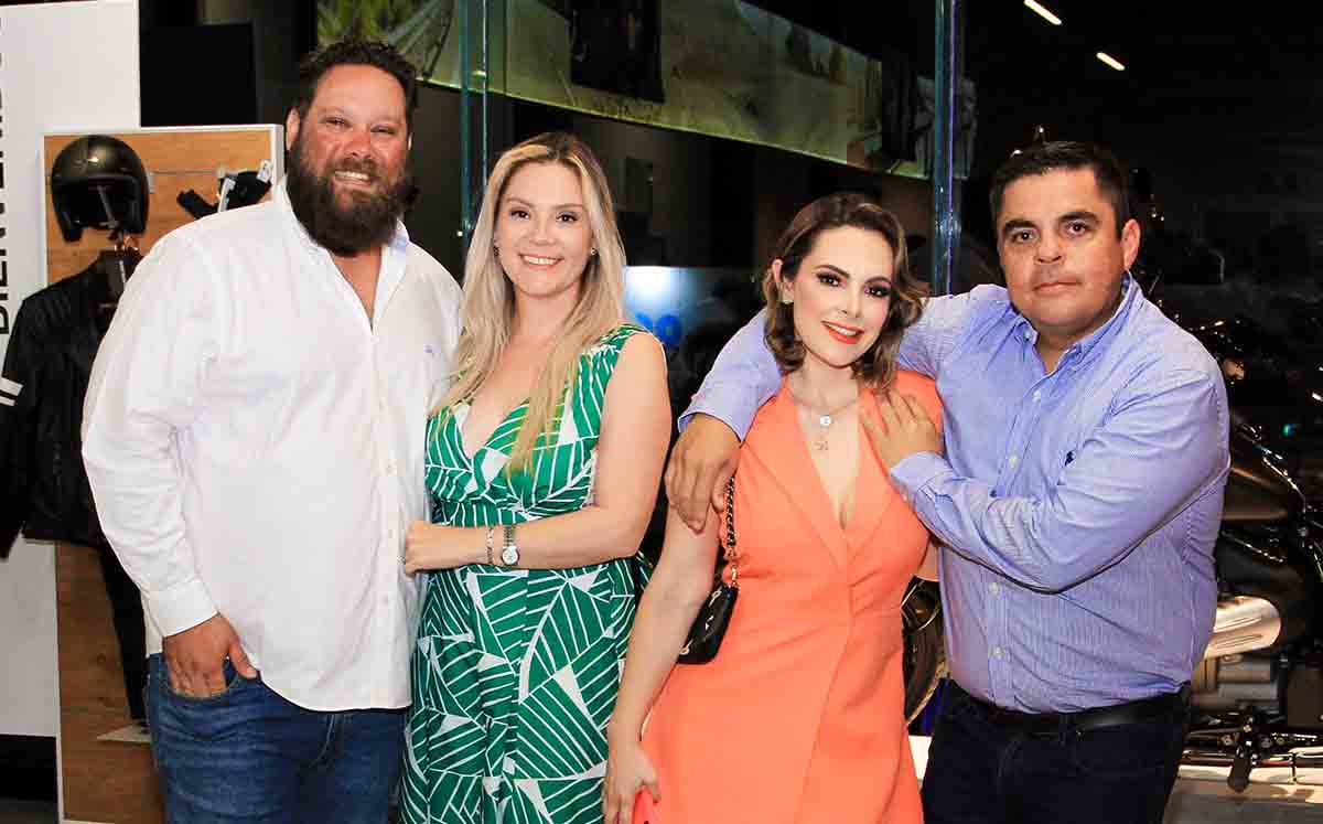 GERADO RIVERA, CLAUDIA MARTÍNEZ, EMITZY LASTRA Y VÍCTOR HUGO SALAZAR
