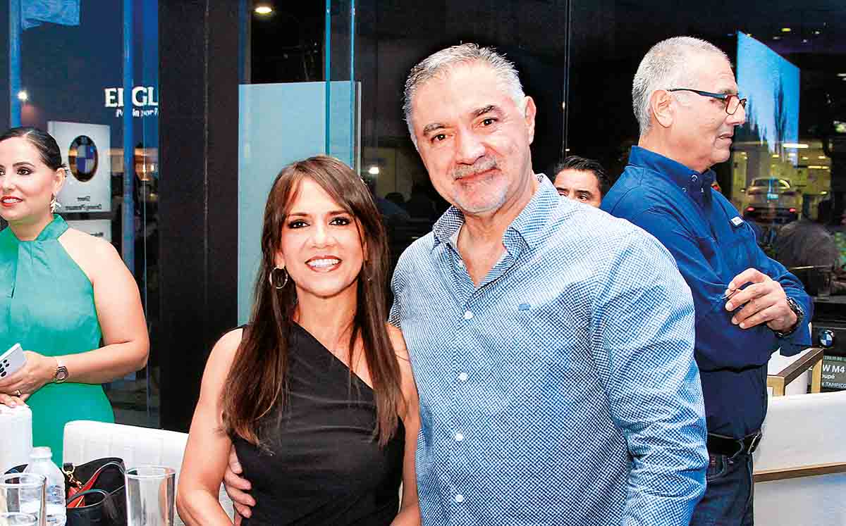 MARICARMEN DE LACAVEX Y JORGE LACAVEX nos regalaron sus mejores sonrisas