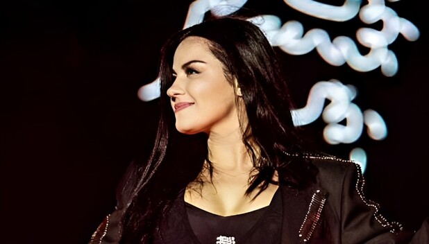 Maite Perroni brilla con corsé de mil pesos en ‘Soy Rebelde Tour’ (Instagram)