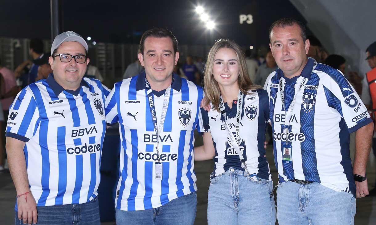 Jorge Arce, Santos Arce, Paulina Arce y Alejandro Arce