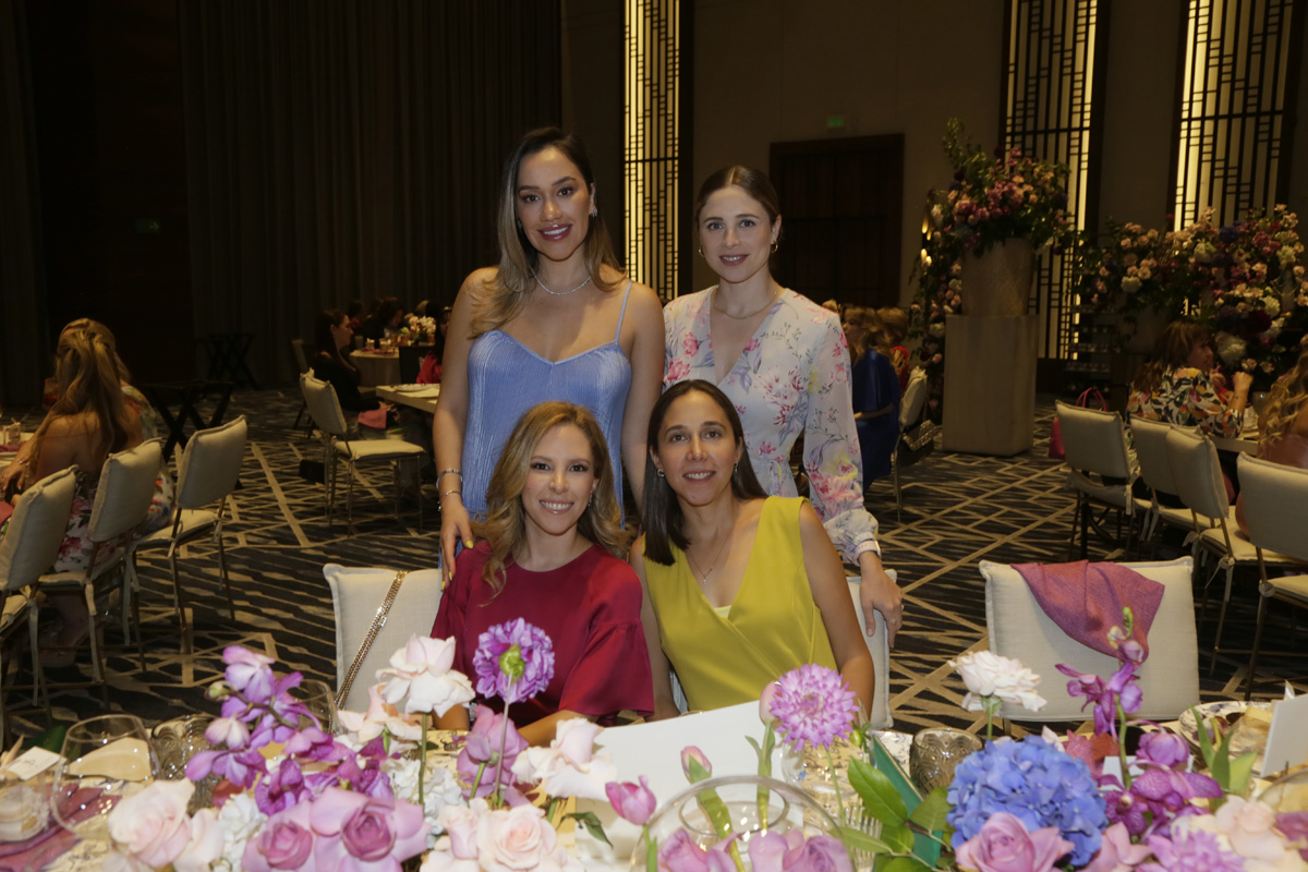 Alin Rosales, Gabriela Benavides, Paty De la Garza y Daniela Benavides