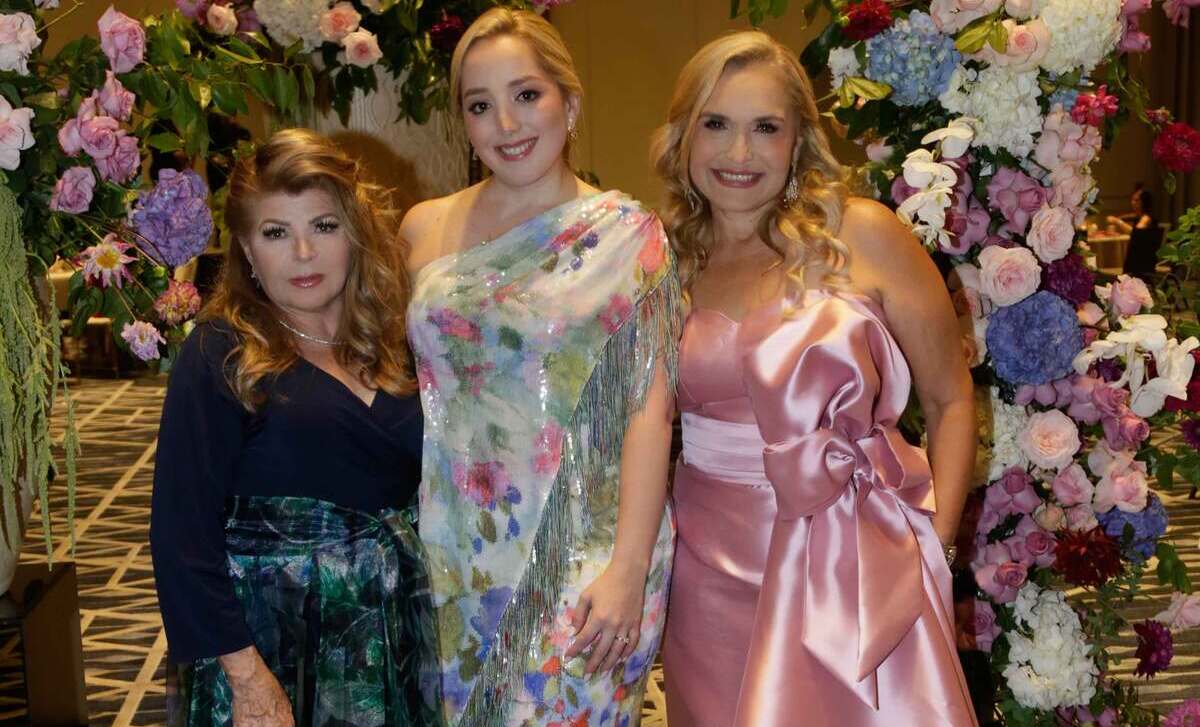 Irma Jiménez, Stephanie De la Garza y Roxana de De la Garza. Fotos: Omar Valdez