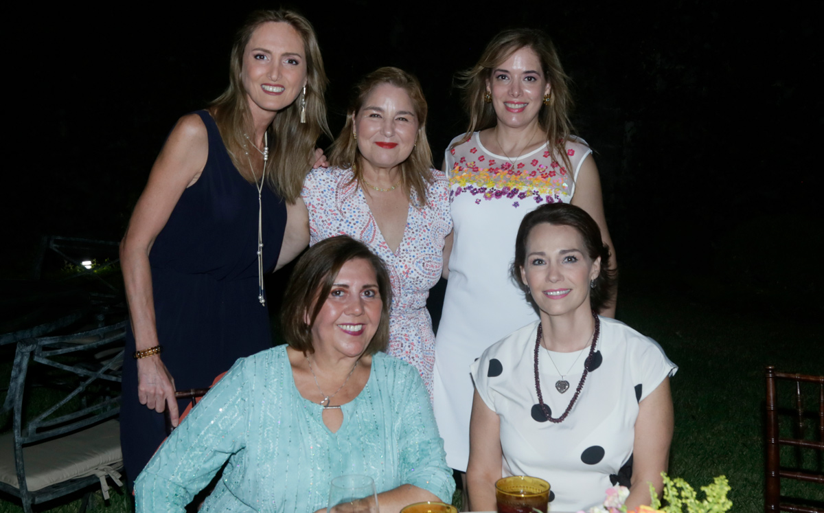 Karen Elizalde, Cynthia Ochoa, Ivonne Dávila, Laura Arredondo de Zambrano y Manola Gutiérrez / Foto: Omar Valdez