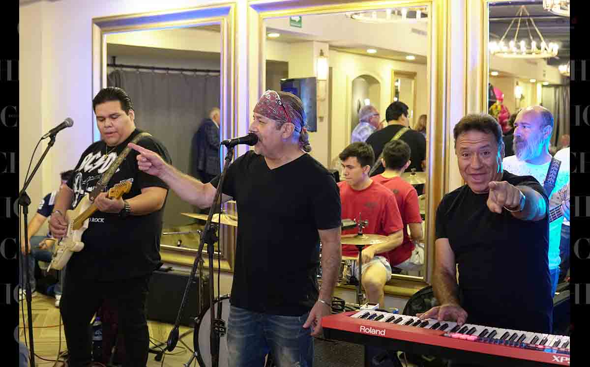 Grupo Boomerang ambientó la noche