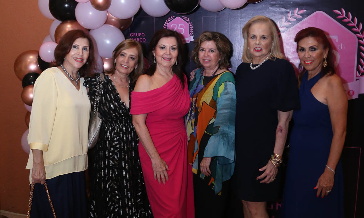 Martha Morales, Tita Martínez de Belden, Maricela Guzmán, Laura González, Catina del Real y Paty García