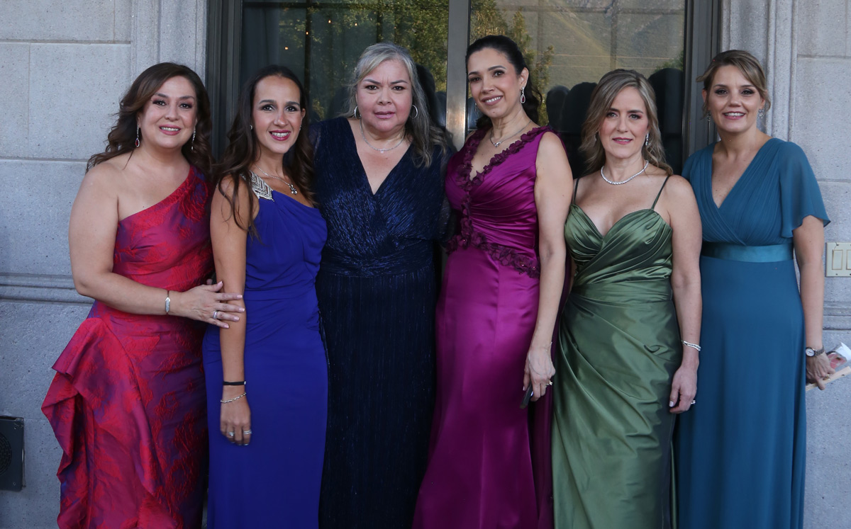 Odette de Noriega, Natalia de Elizondo, Pilar Escudero, Claudia de Alanís, Chiquis Alanís y Mónica Leal / Foto: Roberto Alvarado