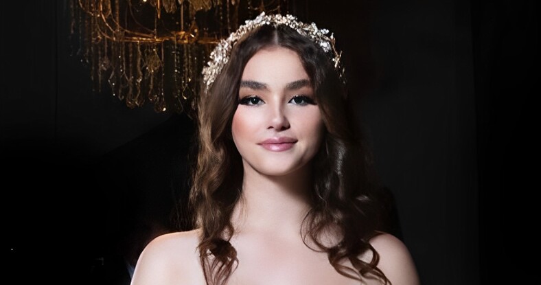 Emily Álvarez sigue su carrera de modelo con vestido de quinceañeras (Instagram)