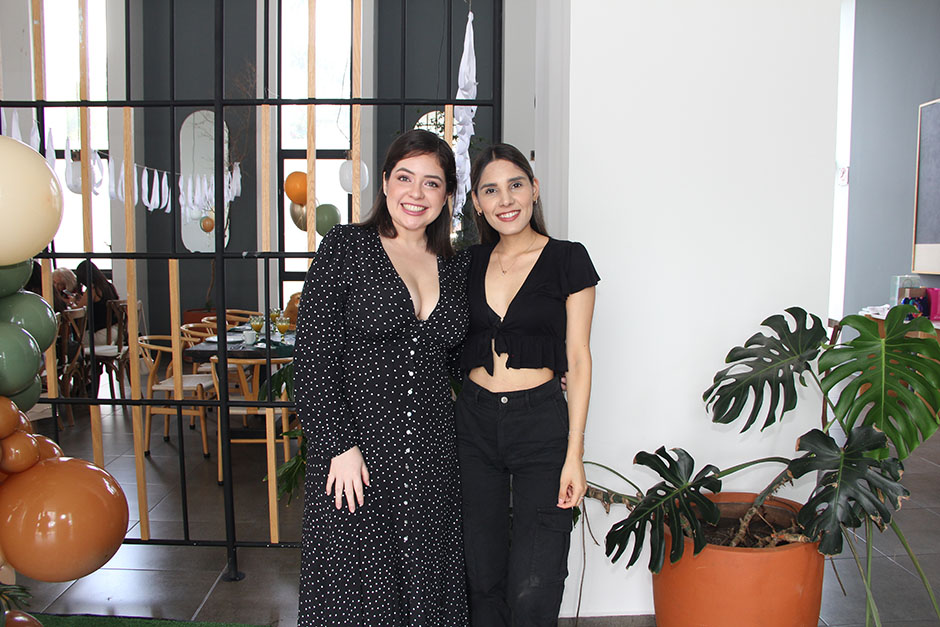 Diana Hoyo y Paola Gallardo