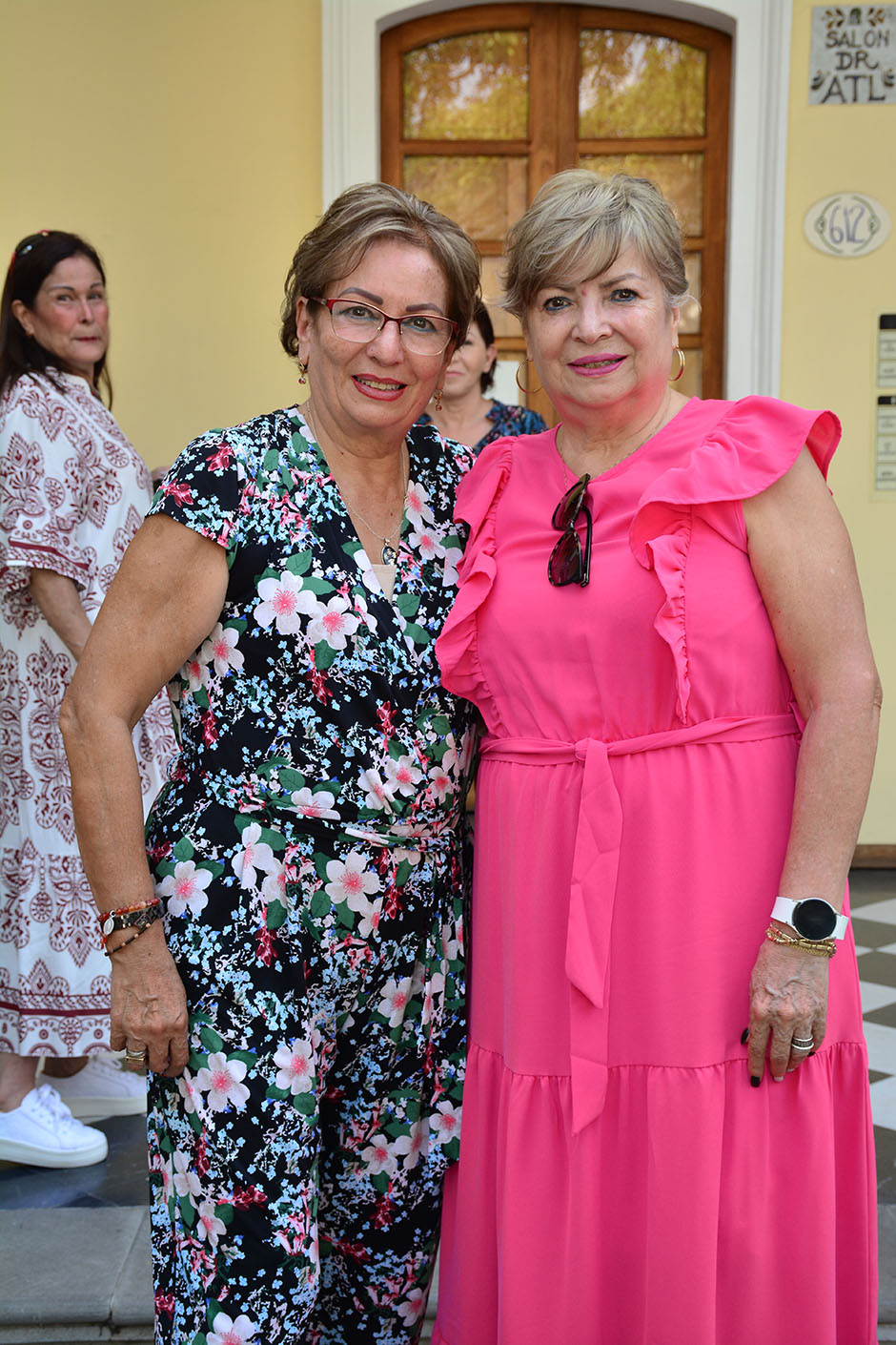 Guadalupe Vital y Angélica Vital
